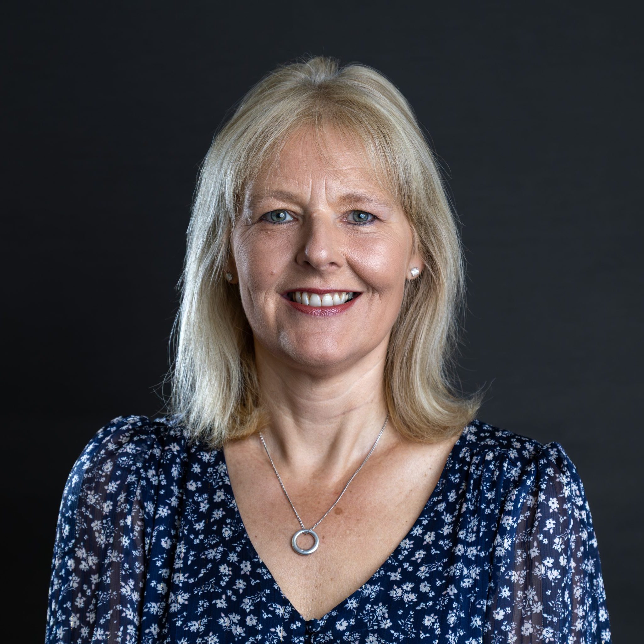 Vanessa Halliwell, professional counsellor supporting individuals through stress, anxiety, grief, and life transitions