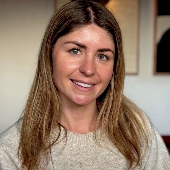 Dani Allen, BABCP accredited CBT therapist supporting anxiety and depression