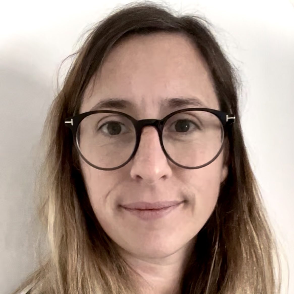 Megan Shakesheff, Online Psychologist at The Eaves Counselling and Psychology, offering professional online therapy sessions.