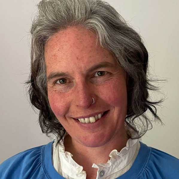 Carly Harries, is a female psychotherapist, working with individuals and families experiencing difficult challenges.