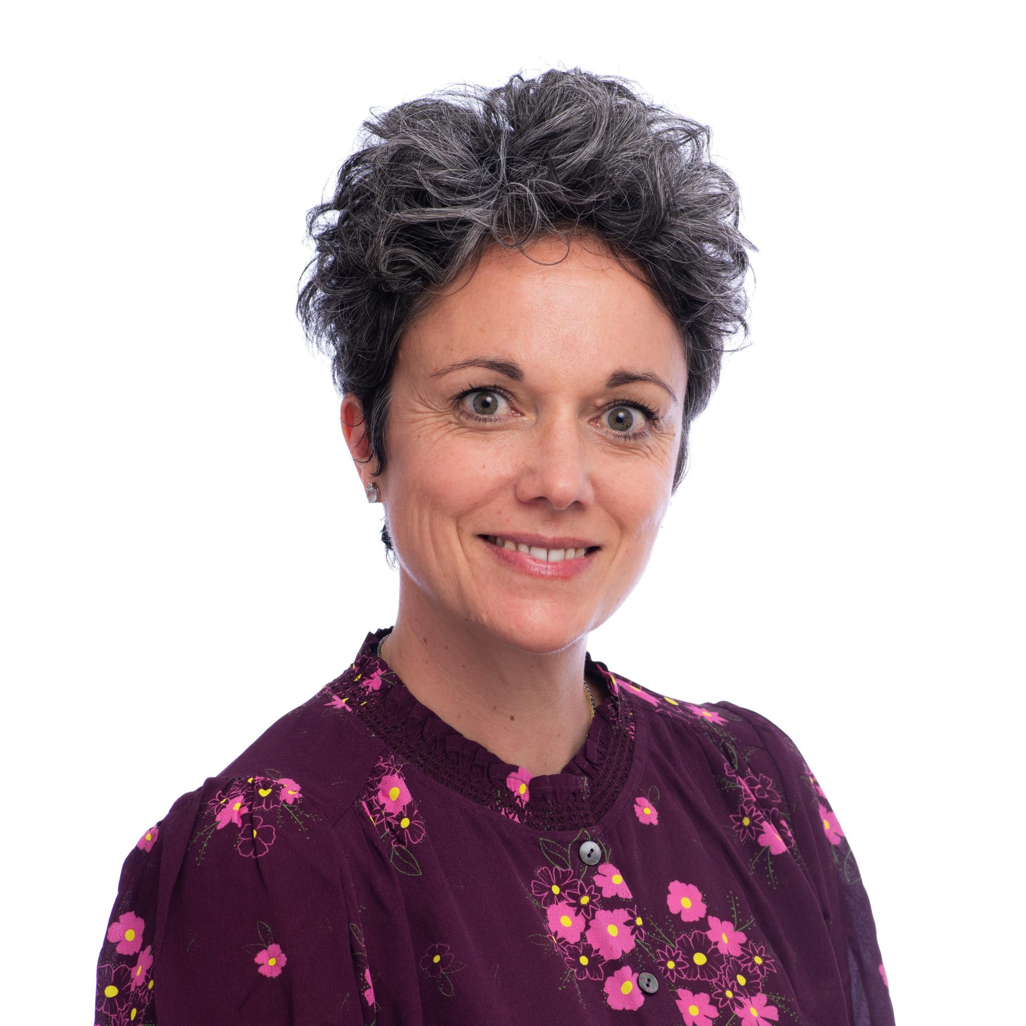 BACP registered psychodynamic counsellor in Surrey offering confidential in-person therapy