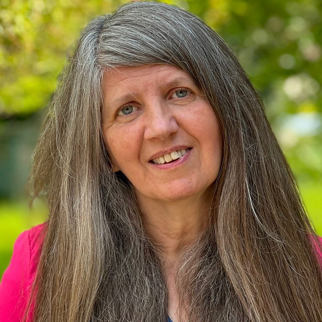 Therapist specialising in bereavement counselling and support for all types of loss